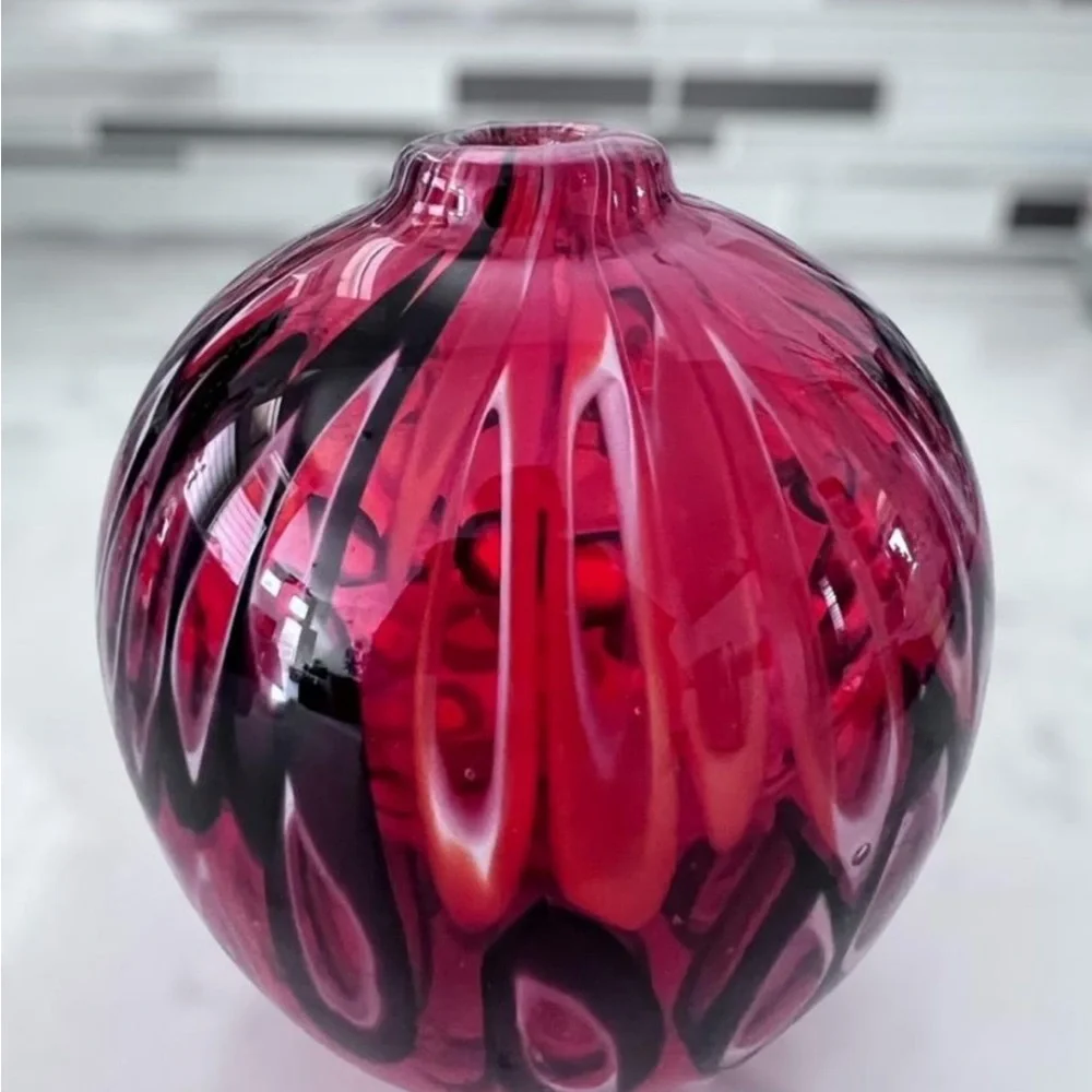 Crate & Barrel 